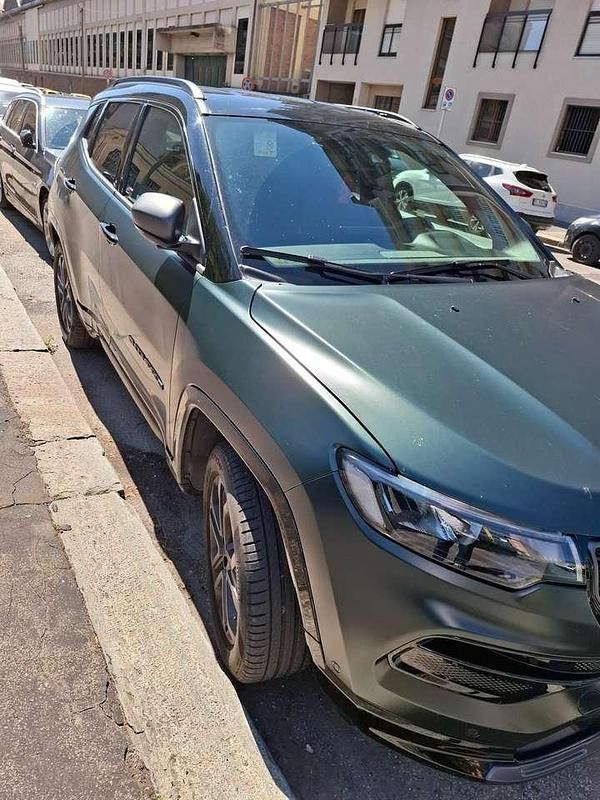 Usata Jeep Compass 150 CV (110 kW) 2021 Urban green tetto nero SUV