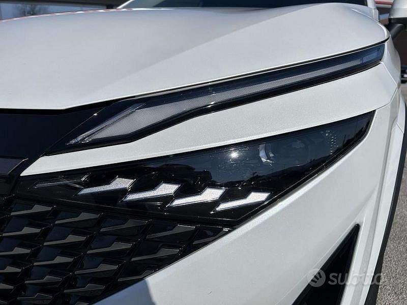 Usata Nissan Qashqai N-Connecta 158 CV (116 kW) 2025 Bianco SUV