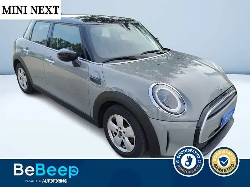 Usata Mini Cooper Essential 136 CV (100 kW) 2022 Grigio metallizzato Utilitaria