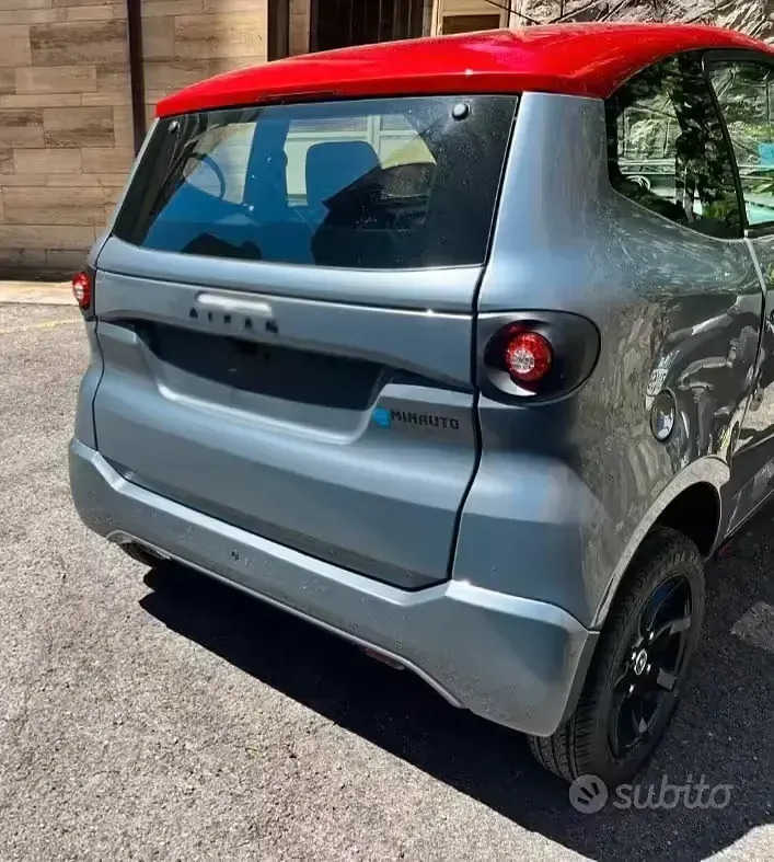 Nuova Aixam eMinauto Chic 2025 Berlina