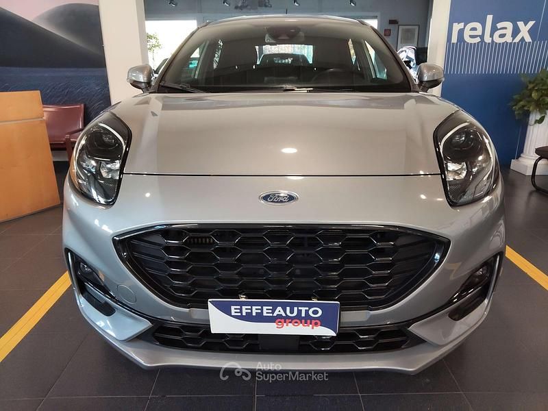 Usata Ford Puma ST-Line X 125 CV (91 kW) 2022 Cactus grey SUV