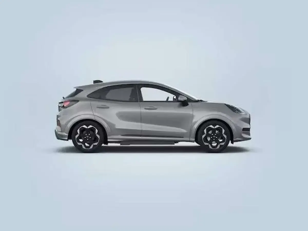 Nuova Ford Puma Gen-E Premium 124 kW (169 CV) 2026 Solar silver SUV