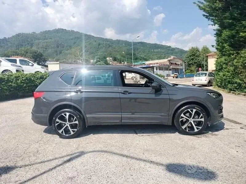 Usata Seat Tarraco FR 150 CV (110 kW) 2023 Grigio SUV