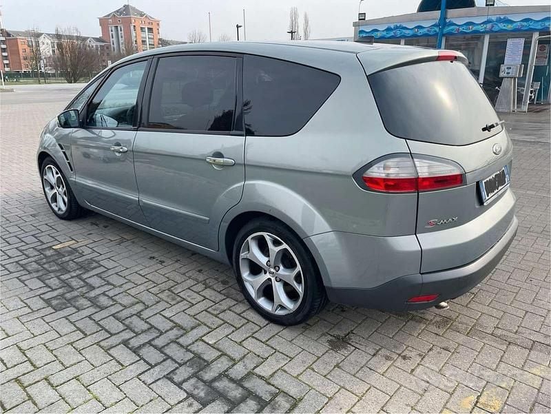Usata Ford S-MAX S 140 CV (102 kW) 2008 Grigio Monovolume