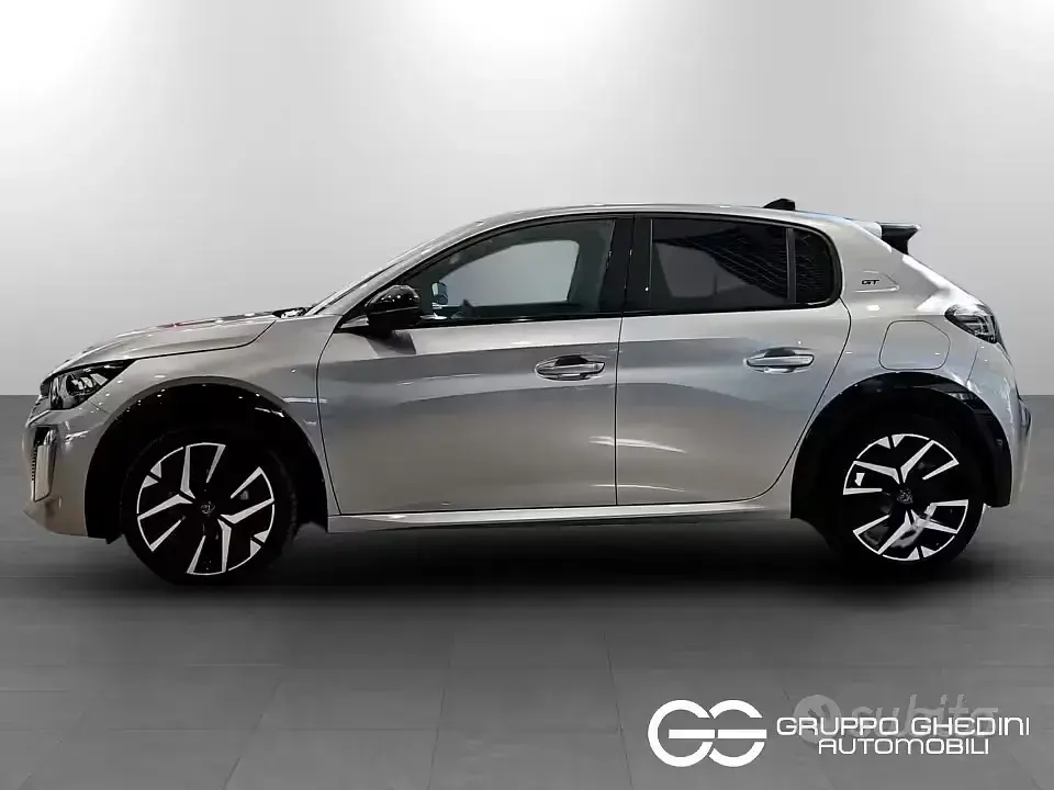 Usata Peugeot 208 GT 136 CV (100 kW) 2025 Grigio artense Utilitaria