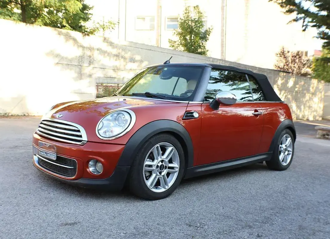 Usata Mini Cooper D Cabriolet 111 CV (81 kW) 2010 Arancione Cabrio