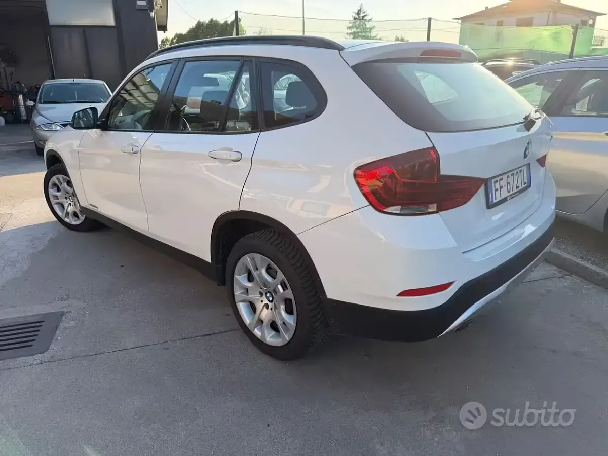 Usata BMW X1 Efficient Dynamics 143 CV (105 kW) 2013 Bianco SUV
