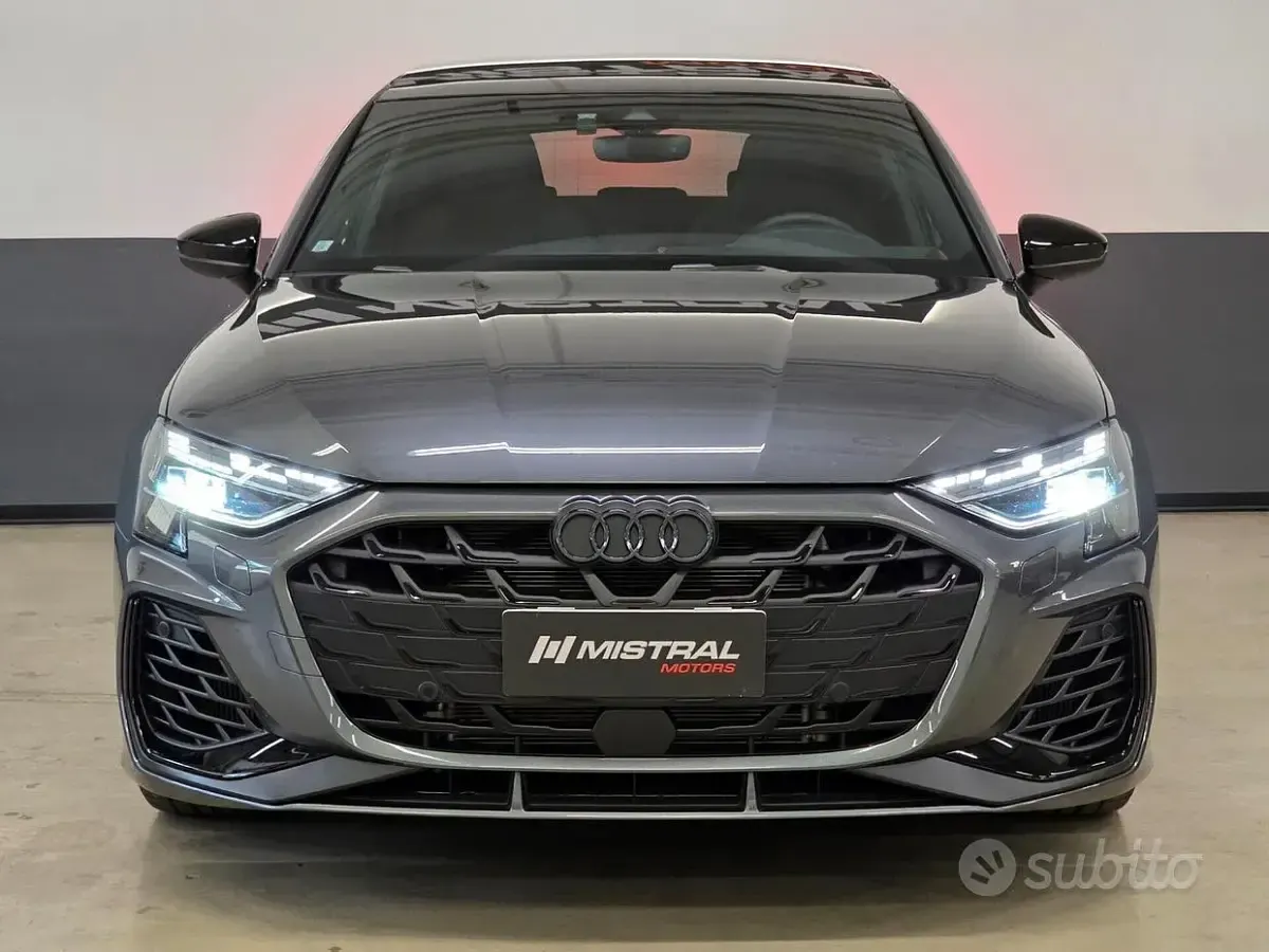 Usata Audi S3 Ambiente 333 CV (244 kW) 2025 Grigio Berlina