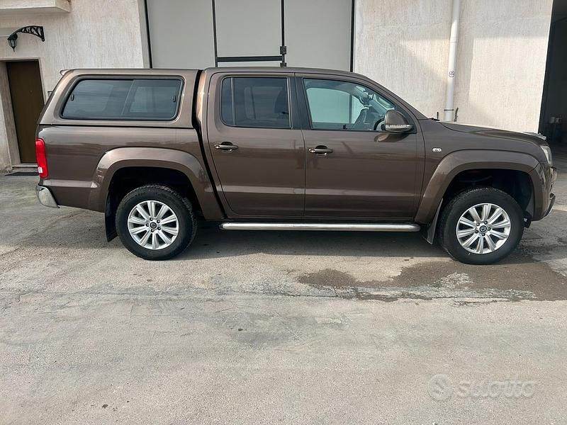 Usata VW Amarok 163 CV (119 kW) 2012 Marrone Pick-up