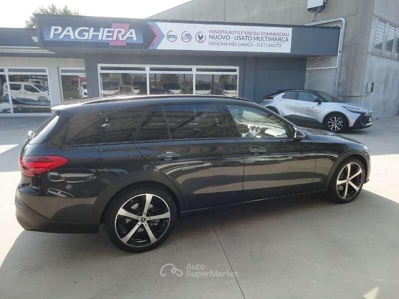 Usata Mercedes C220 Premium Plus 200 CV (147 kW) 2022 Grigio Berlina