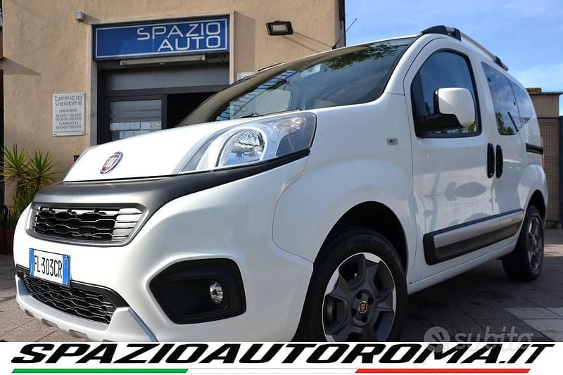 Usata Fiat Qubo Trekking 80 CV (58 kW) 2017 Bianco Monovolume