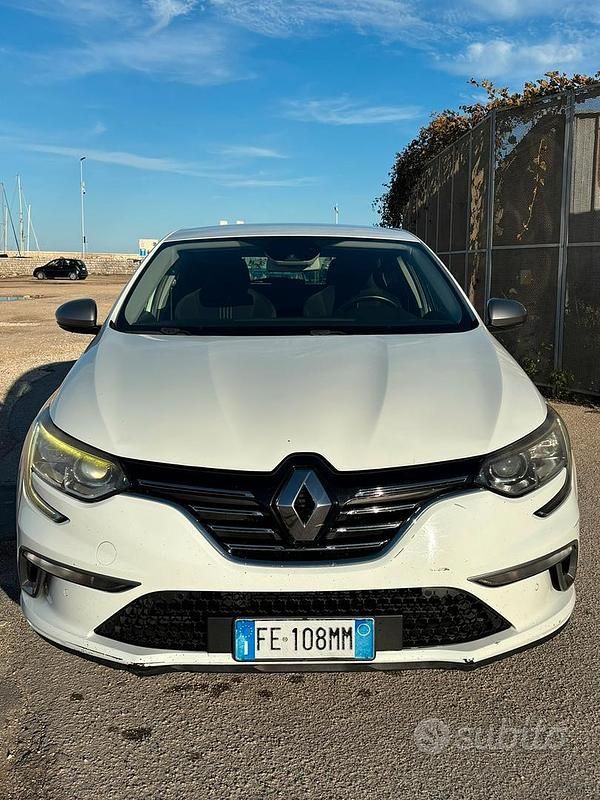 Usata Renault Mégane GT Line GT-Line 110 CV (80 kW) 2016 Bianco Berlina