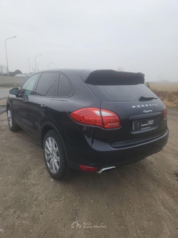 Usata Porsche Cayenne Platinum Edition 245 CV (180 kW) 2014 Nero SUV