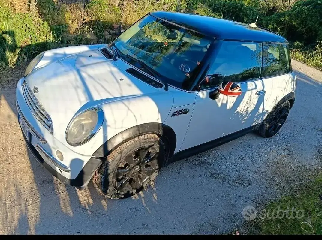 Usata Mini One D 75 CV (55 kW) 2003 Utilitaria