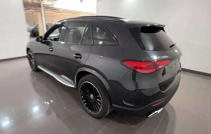 Nuova Mercedes GLC220 AMG line 197 CV (144 kW) 2025 Grigio Coupé