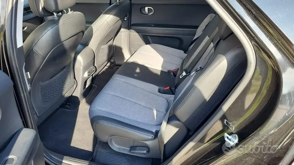 Usata Hyundai Ioniq 52 kW (72 CV) 2022 Nero Utilitaria
