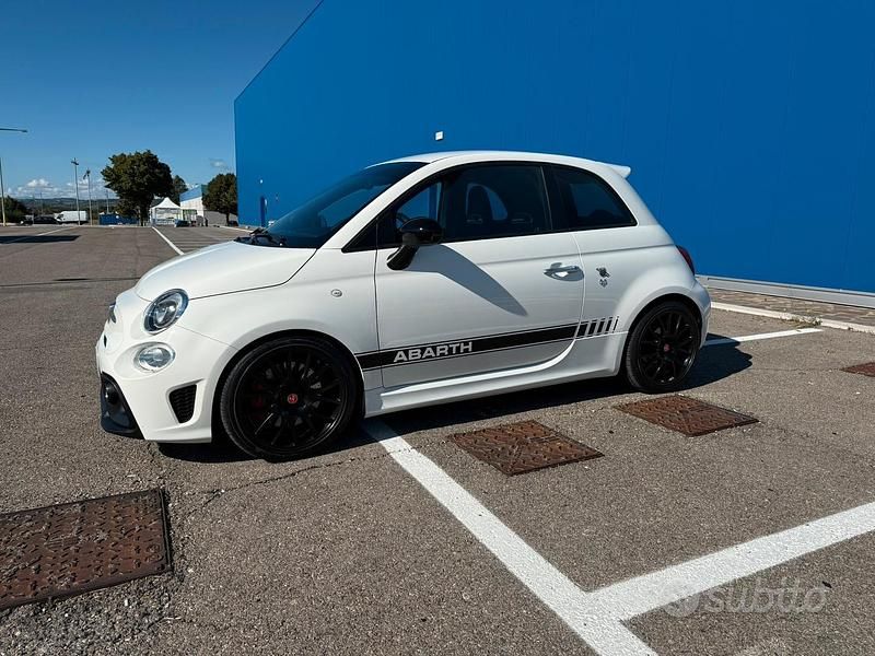 Usata Abarth 595 Pista 160 CV (117 kW) 2017 Utilitaria