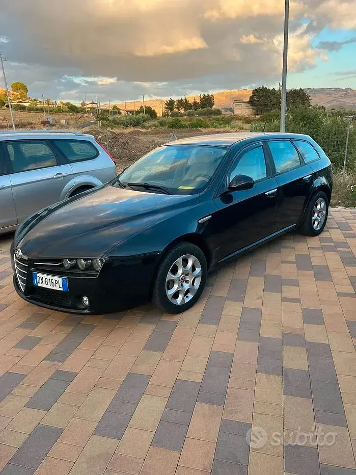 Usata Alfa Romeo 159 150 CV (110 kW) 2008 Bluazzurro Station wagon