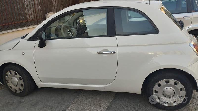 Usata Fiat 500 69 CV (50 kW) 2009 Bianco Utilitaria