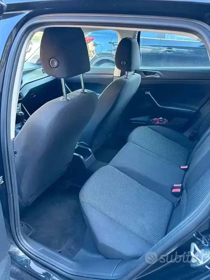 Begagnad VW Polo Trendline 80 HK (58 kW) 2018 Svart Halvkombi