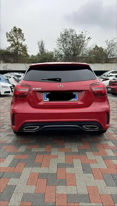 Usata Mercedes A180 Premium 122 CV (89 kW) 2016 Berlina