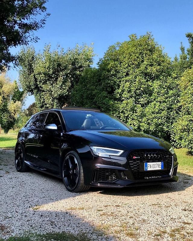 Usata Audi RS3 Exclusive 400 CV (294 kW) 2018 Nero Berlina