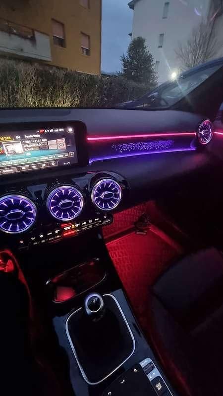 Usata Mercedes A200 163 CV (119 kW) 2019 Nero Berlina