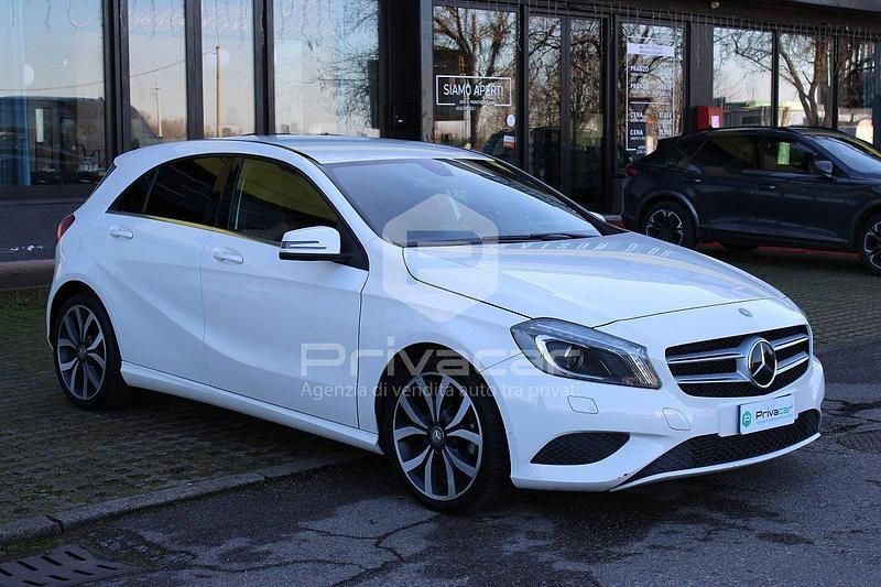 Usata Mercedes A180 109 CV (80 kW) 2013 Bianco Berlina