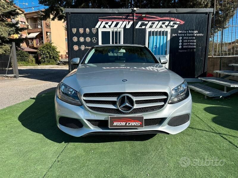 Grigio Usata 2016 Mercedes C200 Exclusive Tre volumi | 16.500 € - Immagine 1/4