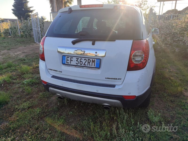 Usata Chevrolet Captiva 150 CV (110 kW) 2010 Bianco SUV