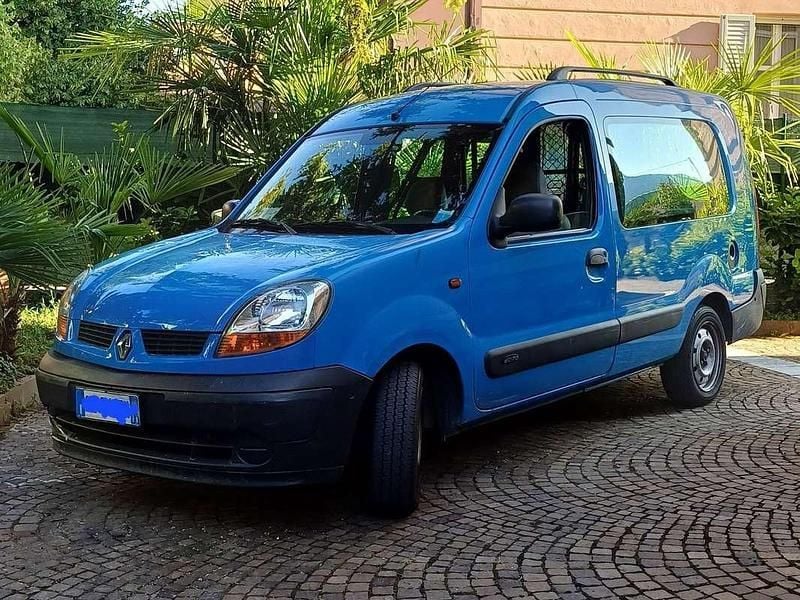 Blu/azzurro Usata 2003 Renault Kangoo Monovolume | 4200 € (Cara) - Immagine 1/2