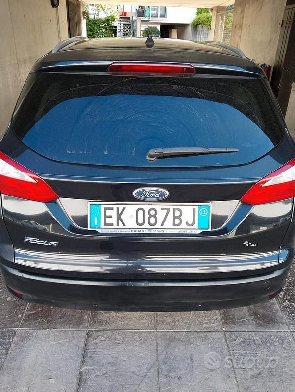 Usata Ford Focus Titanium 116 CV (85 kW) 2012 Nero Station wagon