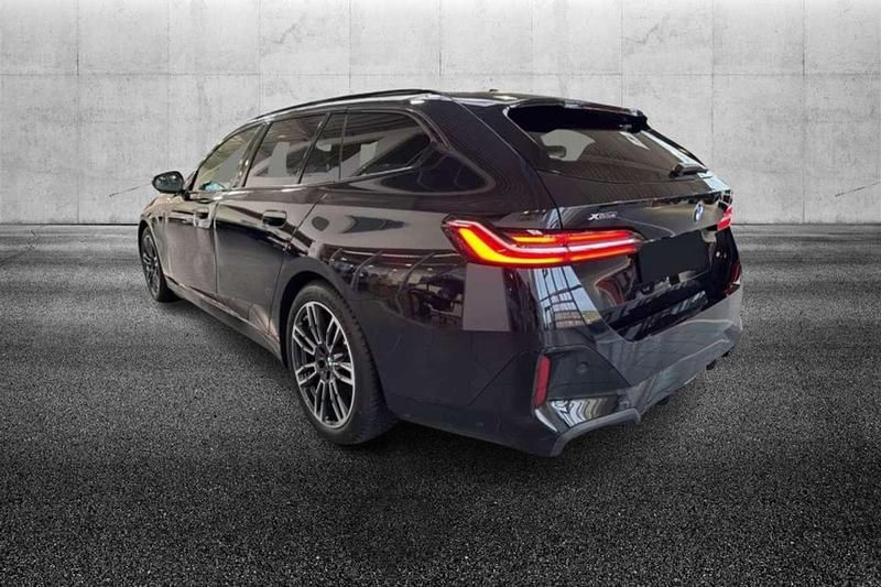 Usata BMW 540 M Sport 286 CV (210 kW) 2024 Nero Station wagon