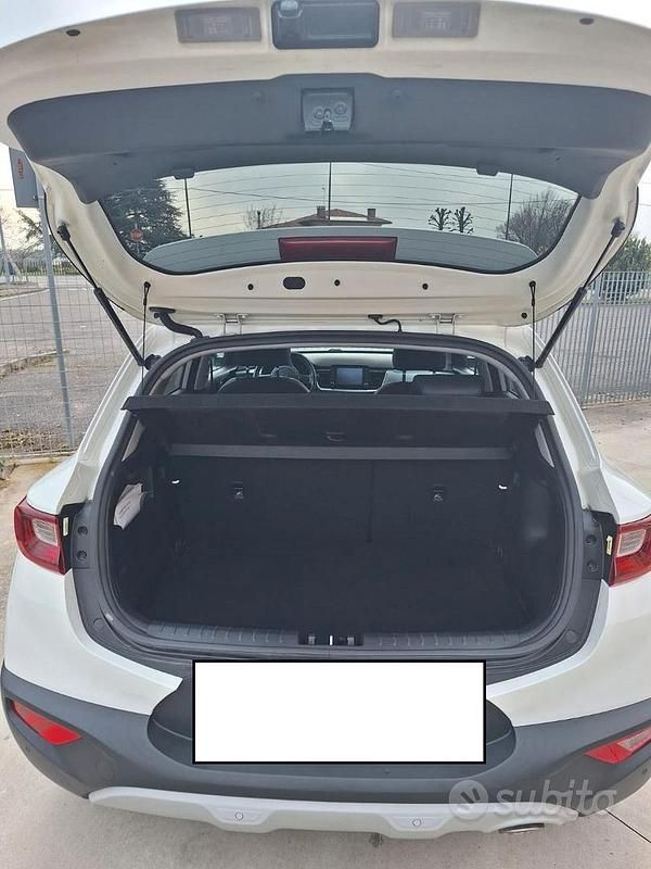 Usata Kia Stonic 100 CV (73 kW) 2020 Bianco SUV