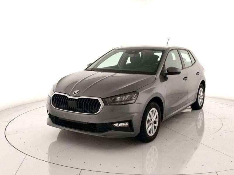 Grigio Usata 2024 Skoda Fabia Selection Tre volumi | 15.100 € (Ottimo prezzo) - Immagine 1/4