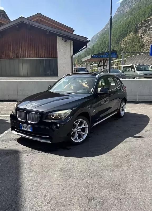Usata BMW X1 200 CV (147 kW) 2010 SUV