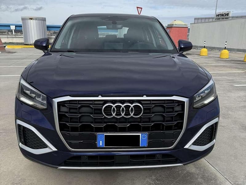 Usata Audi Q2 Admired 116 CV (85 kW) 2021 Blu/azzurro SUV
