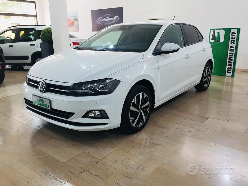 Bianco Usata 2021 VW Polo Highline Tre volumi | 16.600 € (Buon prezzo) - Immagine 1/4