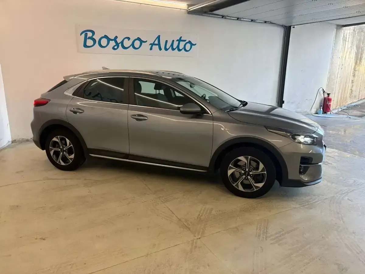 Usata Kia XCeed 117 CV (86 kW) 2022 Grigio SUV