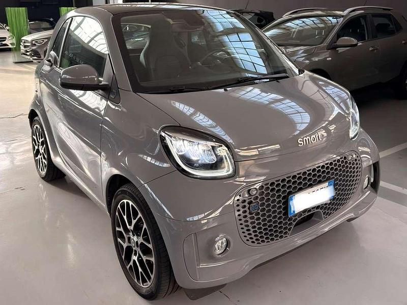Usata Smart ForTwo Coupé 41 kW (56 CV) 2022 Utilitaria