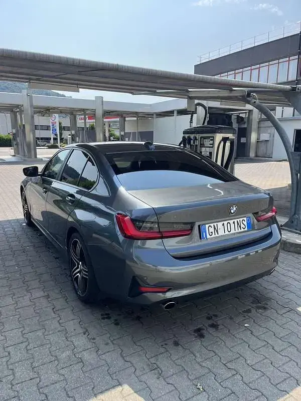 Usata BMW 318 150 CV (110 kW) 2020 Berlina