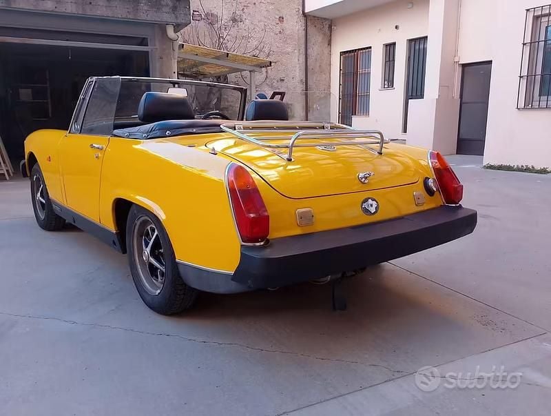 Usata MG Midget 1989 Giallo Cabrio