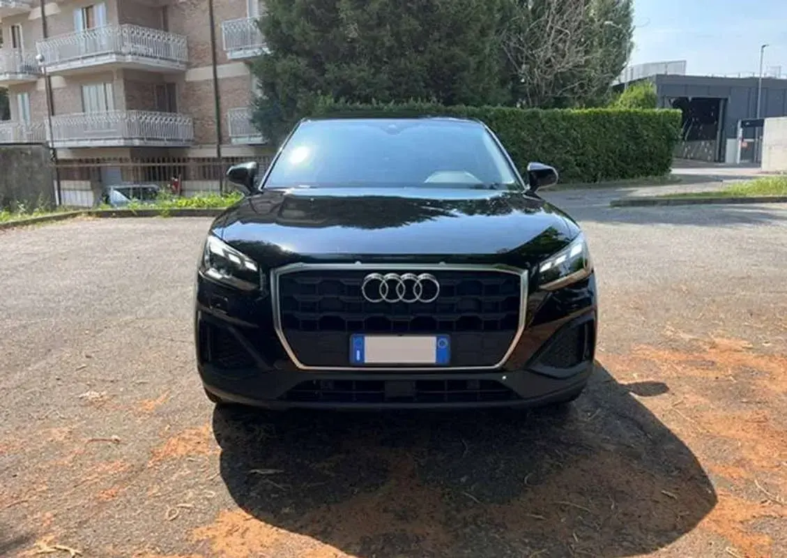 Usata Audi Q2 Admired 116 CV (85 kW) 2021 Nero SUV