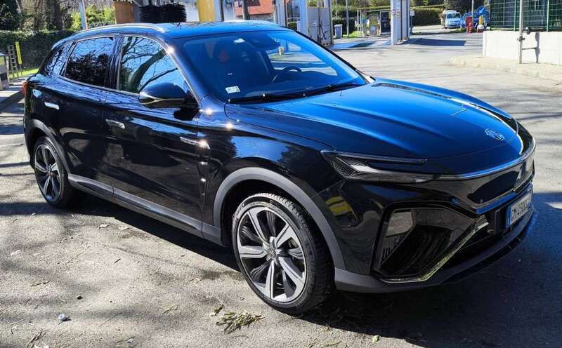 Usata MG Marvel R Luxury 64 kW (88 CV) 2023 Nero SUV
