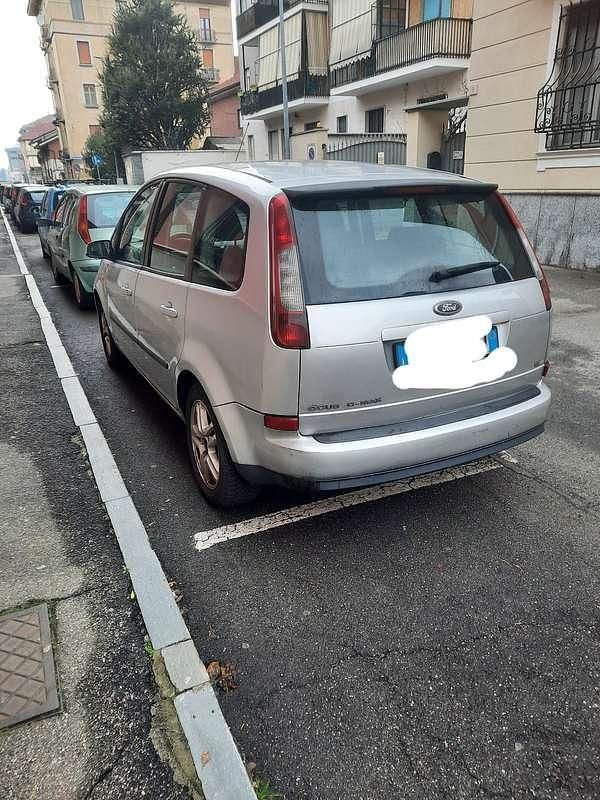 Usata Ford C-MAX Ghia 109 CV (80 kW) 2005 Monovolume