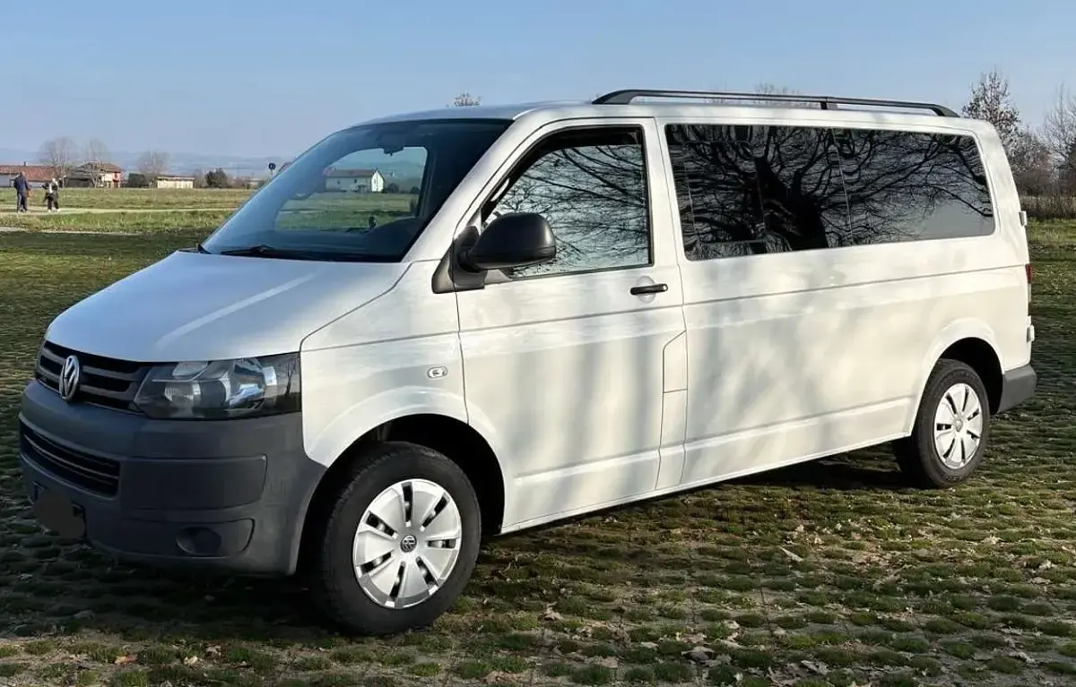 Usata VW T5 140 CV (102 kW) 2012 Bianco Furgone