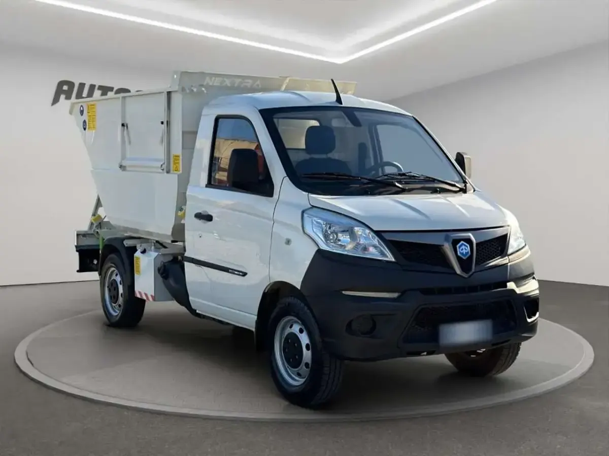 Usata Piaggio Porter 102 CV (75 kW) 2022 Bianco