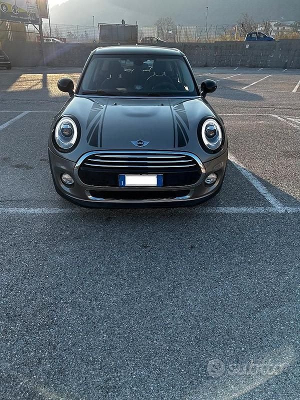 Usata Mini Cooper 116 CV (85 kW) 2017 Utilitaria
