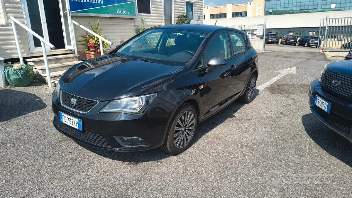 Usata Seat Ibiza CONNECT 75 CV (55 kW) 2016 Nero Berlina