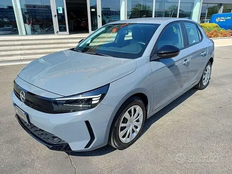Usata Opel Corsa Edition 101 CV (74 kW) 2025 Grigio Utilitaria